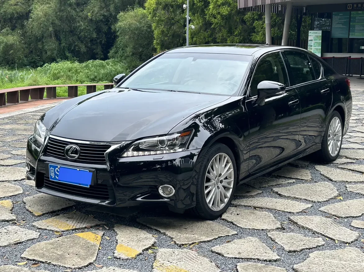Lexus GS