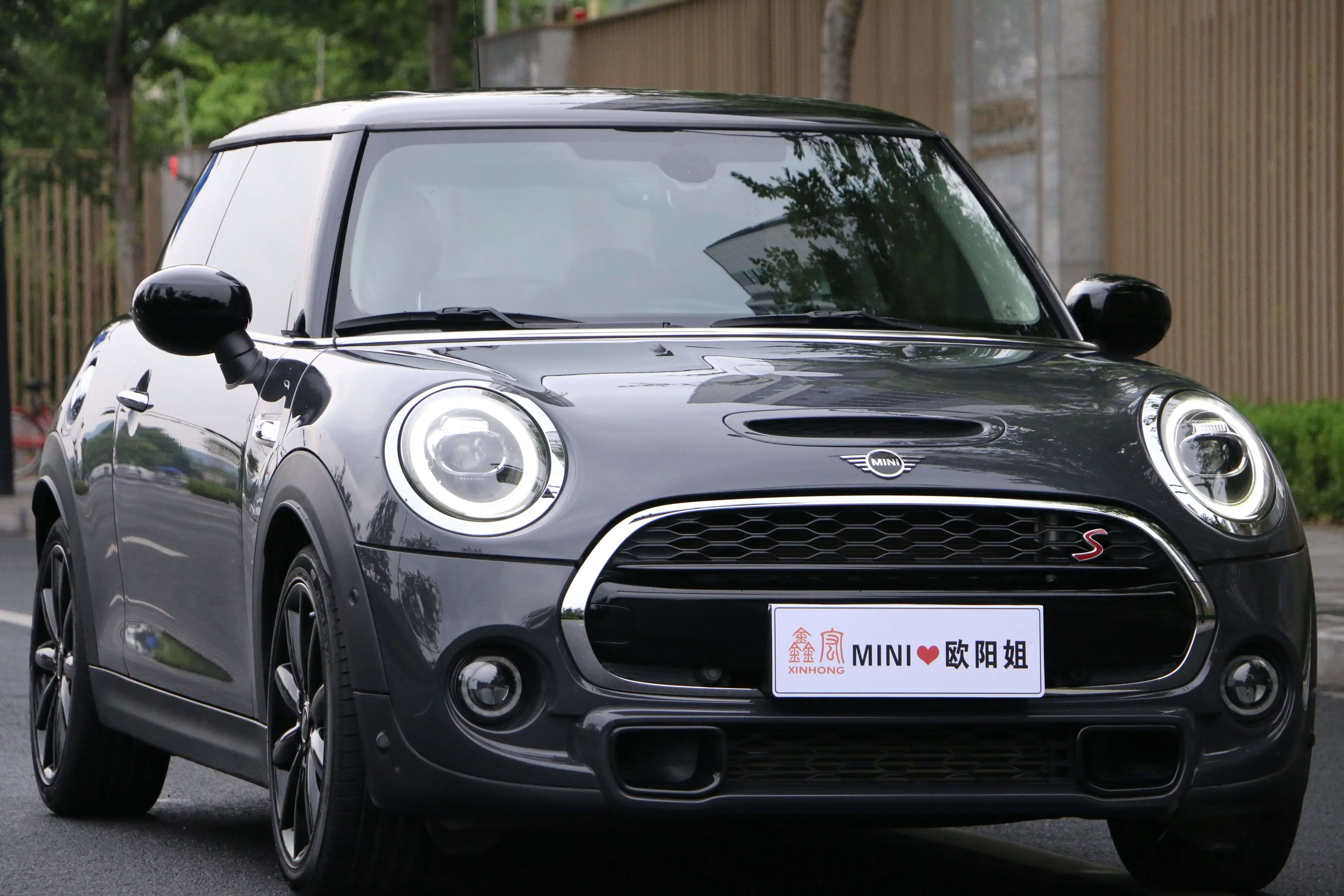 MINI MINI