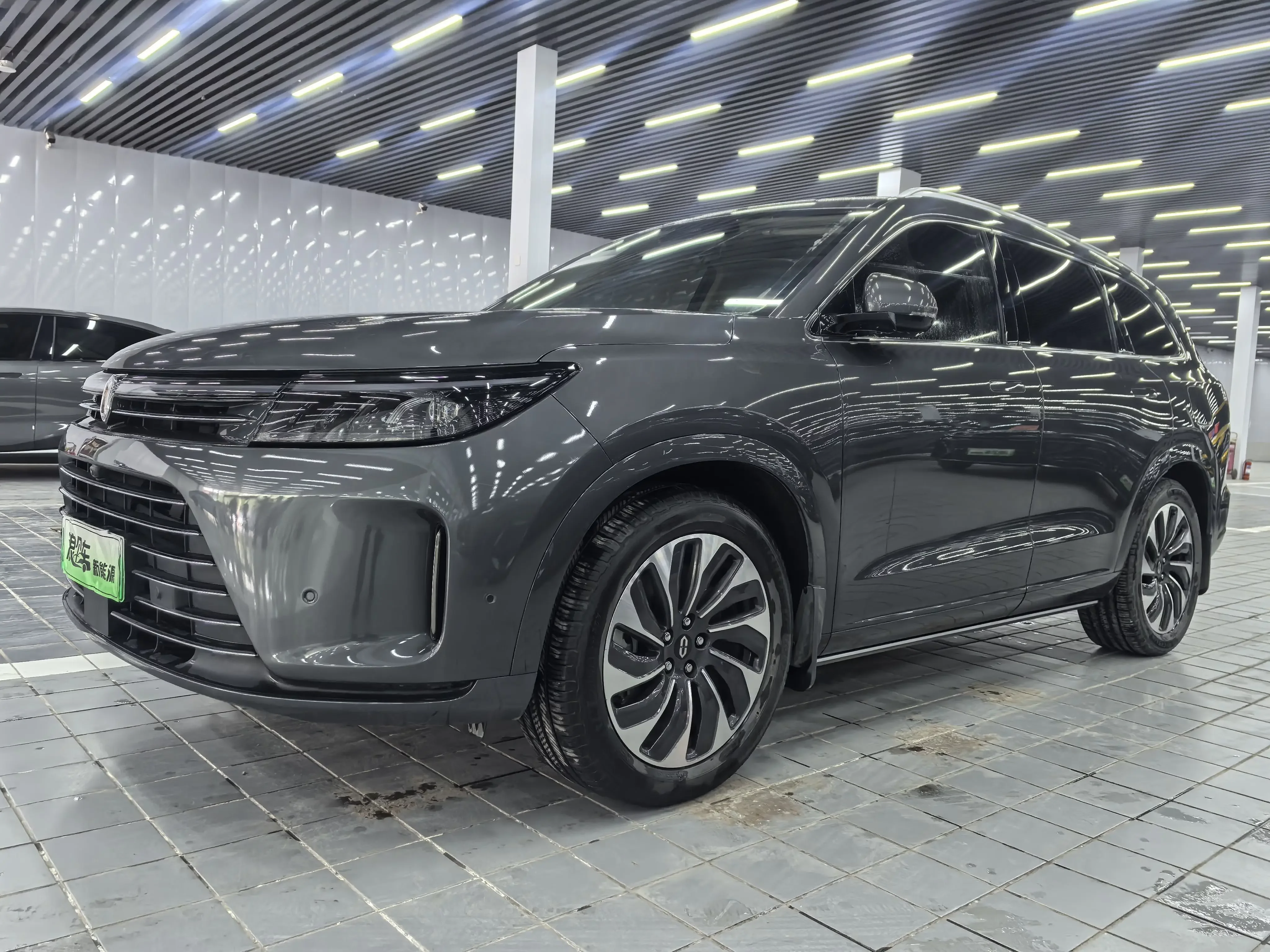 AITO M7