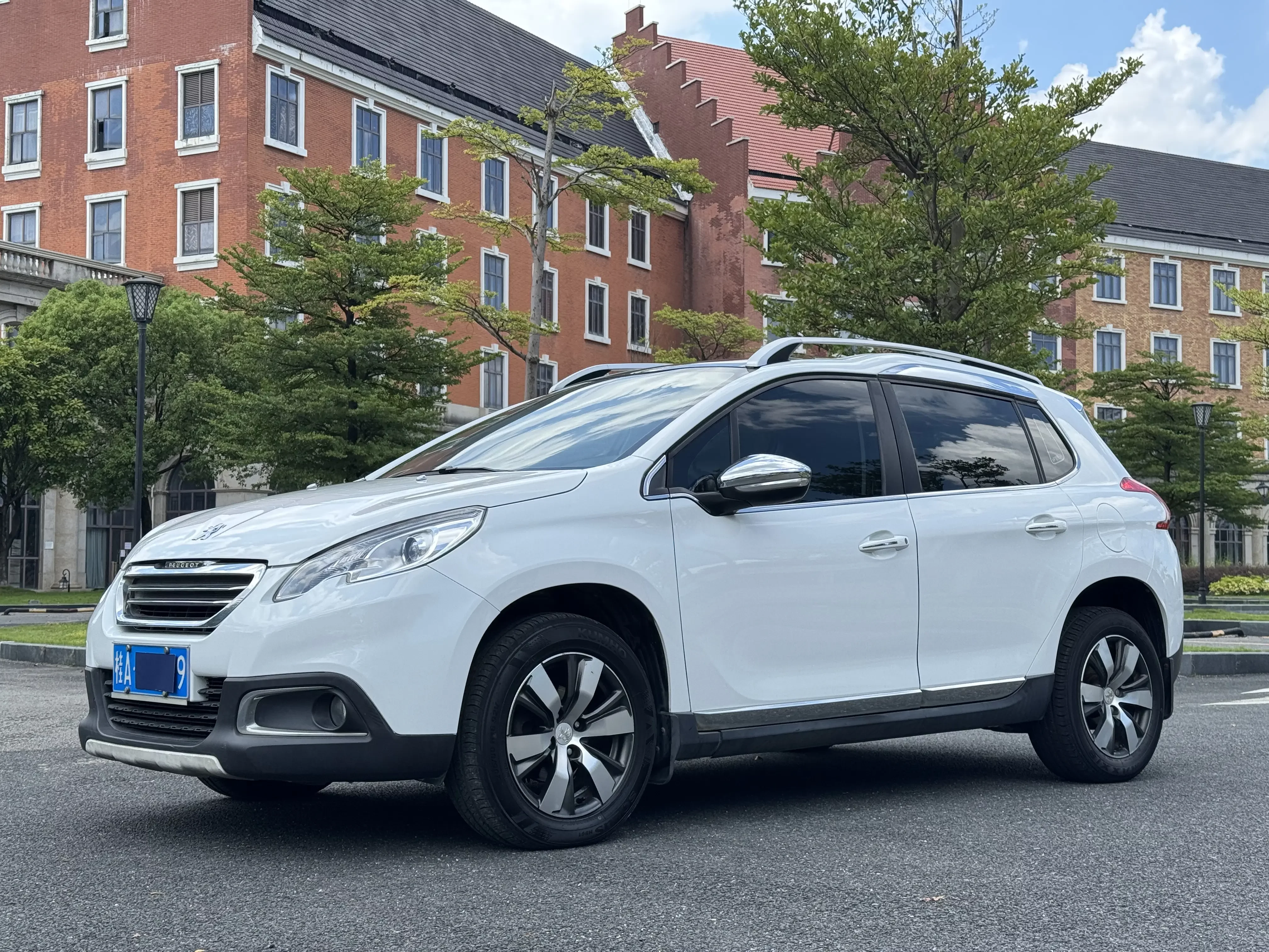 Peugeot 2008