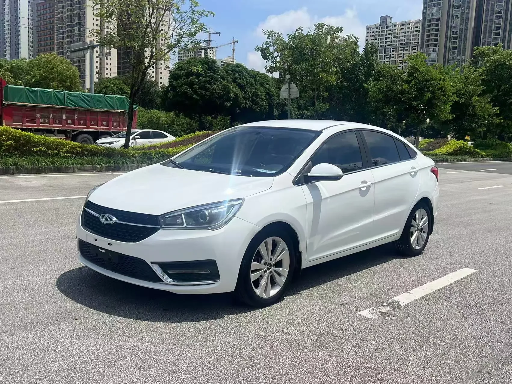 Chery Arrizo 5