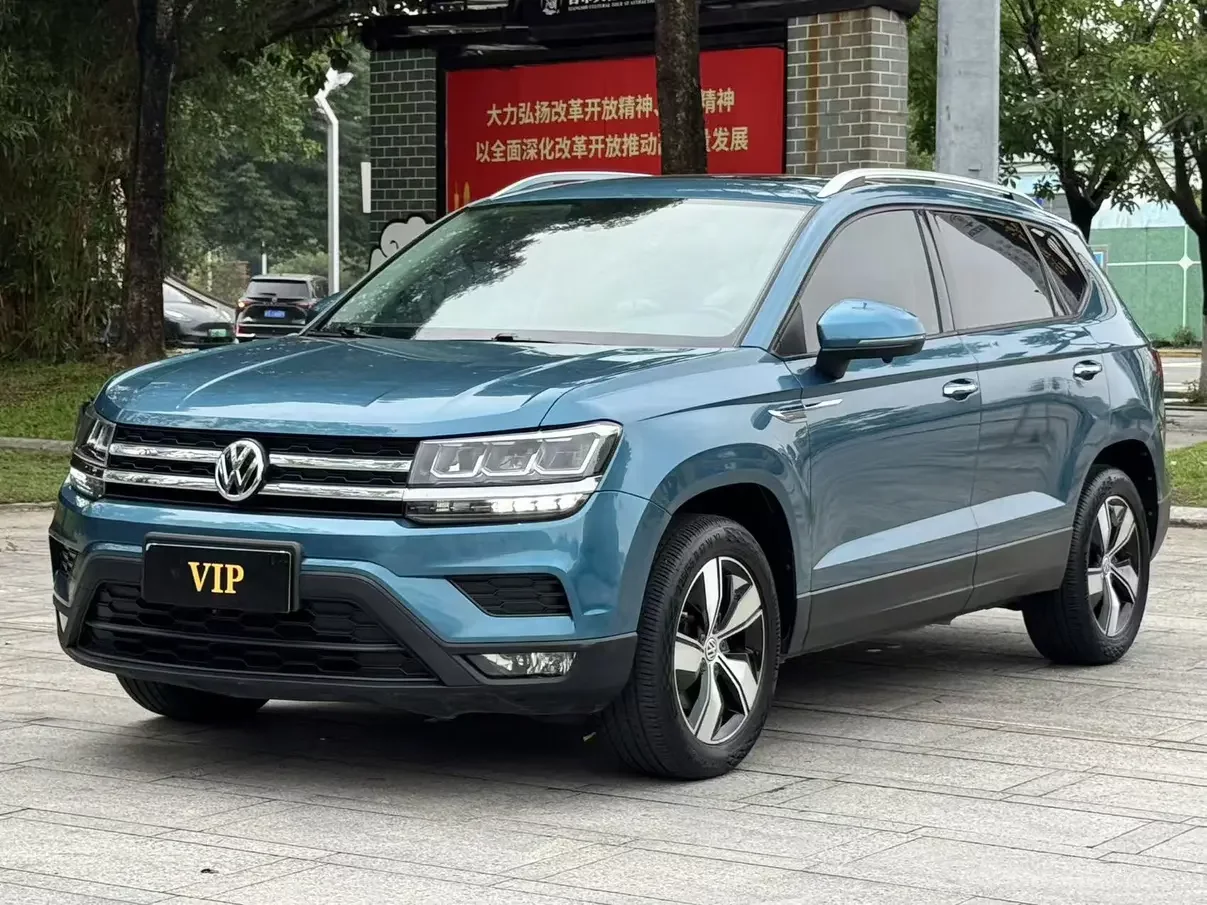 Volkswagen Tharu