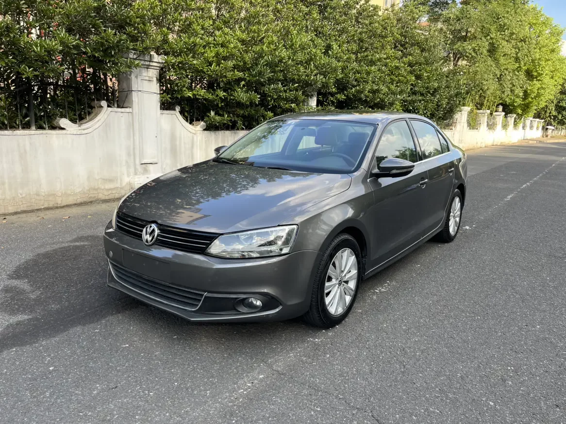 Volkswagen Sagitar