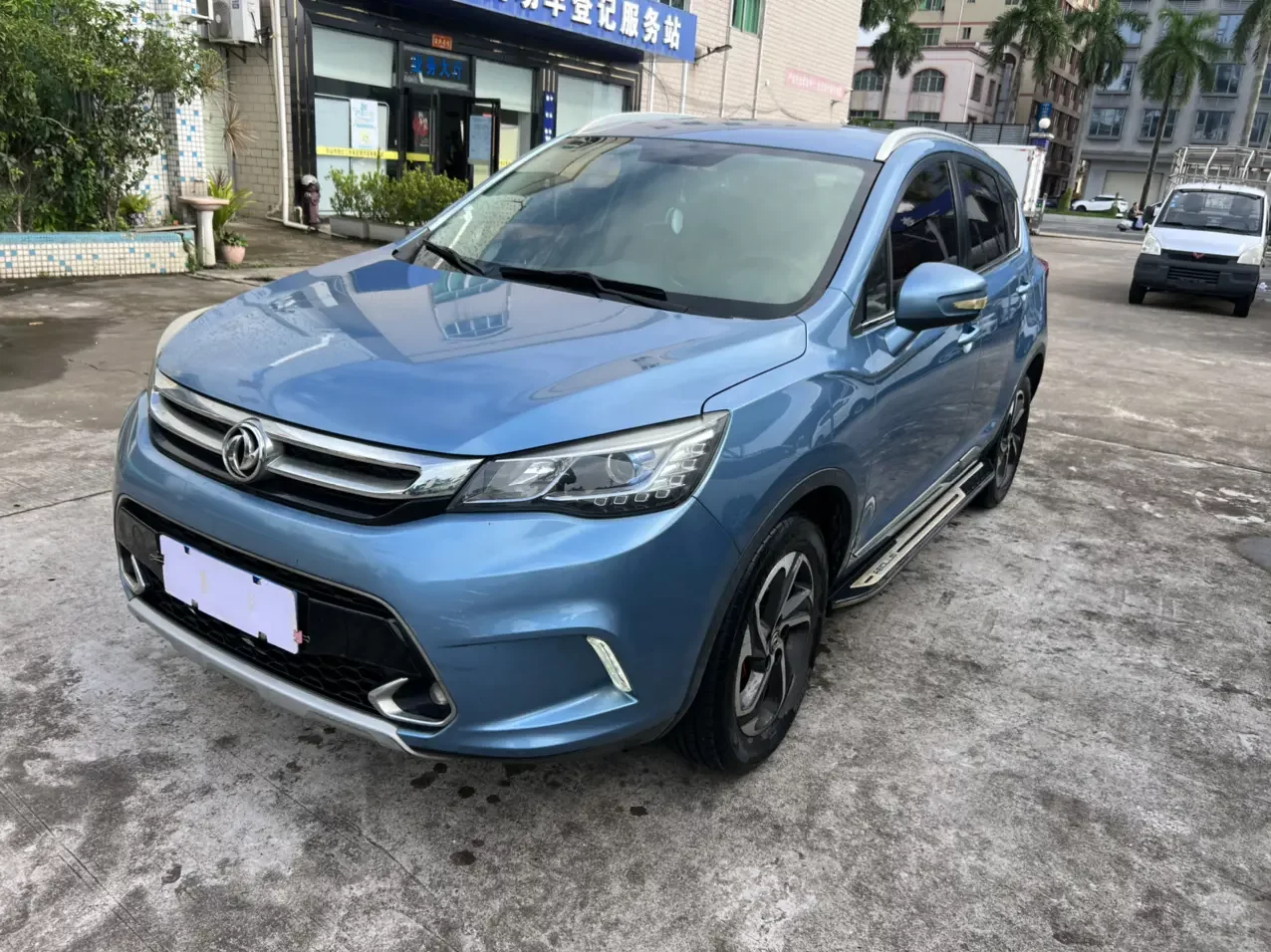 Dongfeng Fengshen AX5