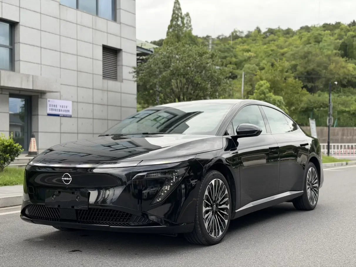 Nissan N7