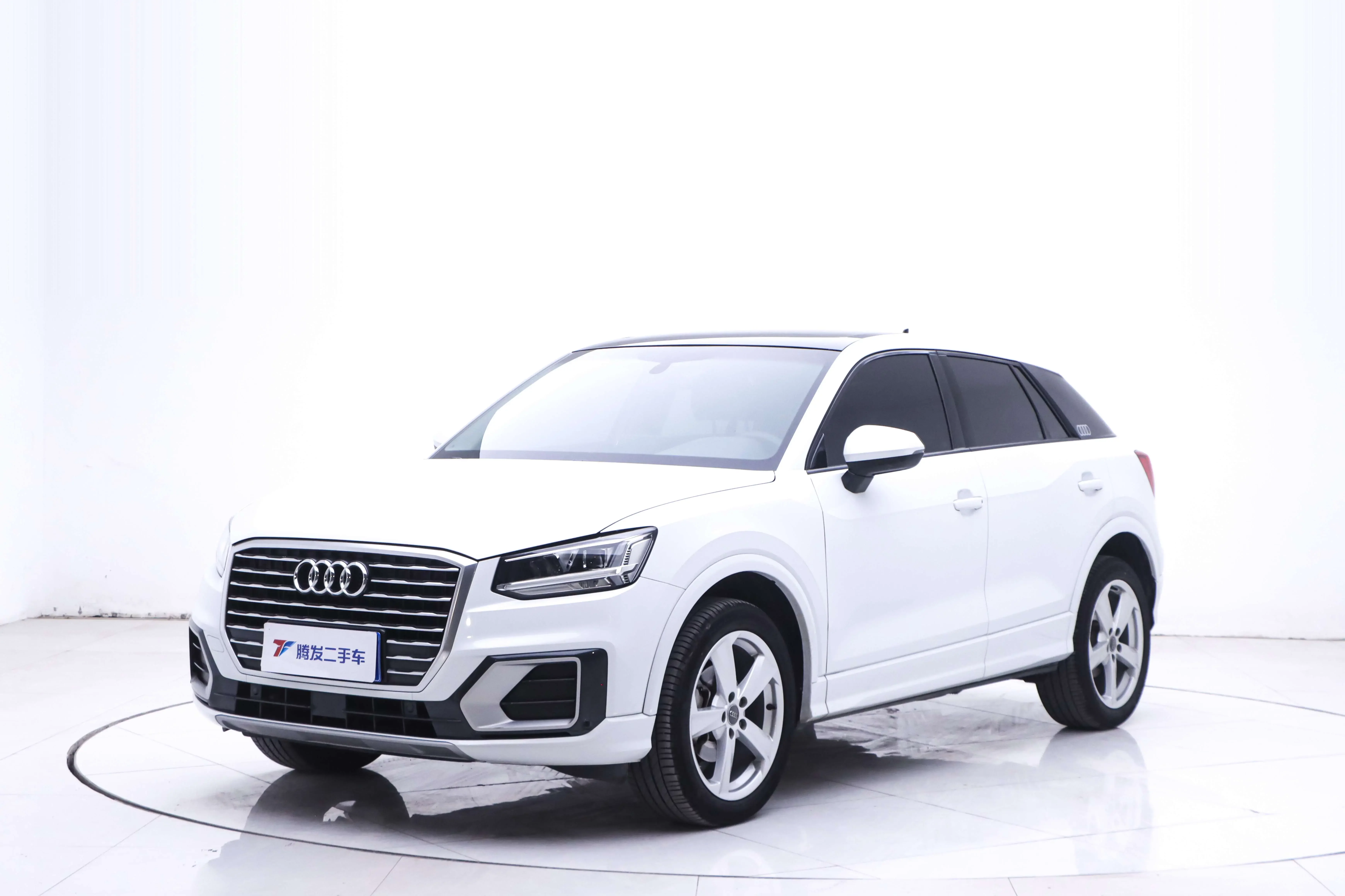 Audi Q2L