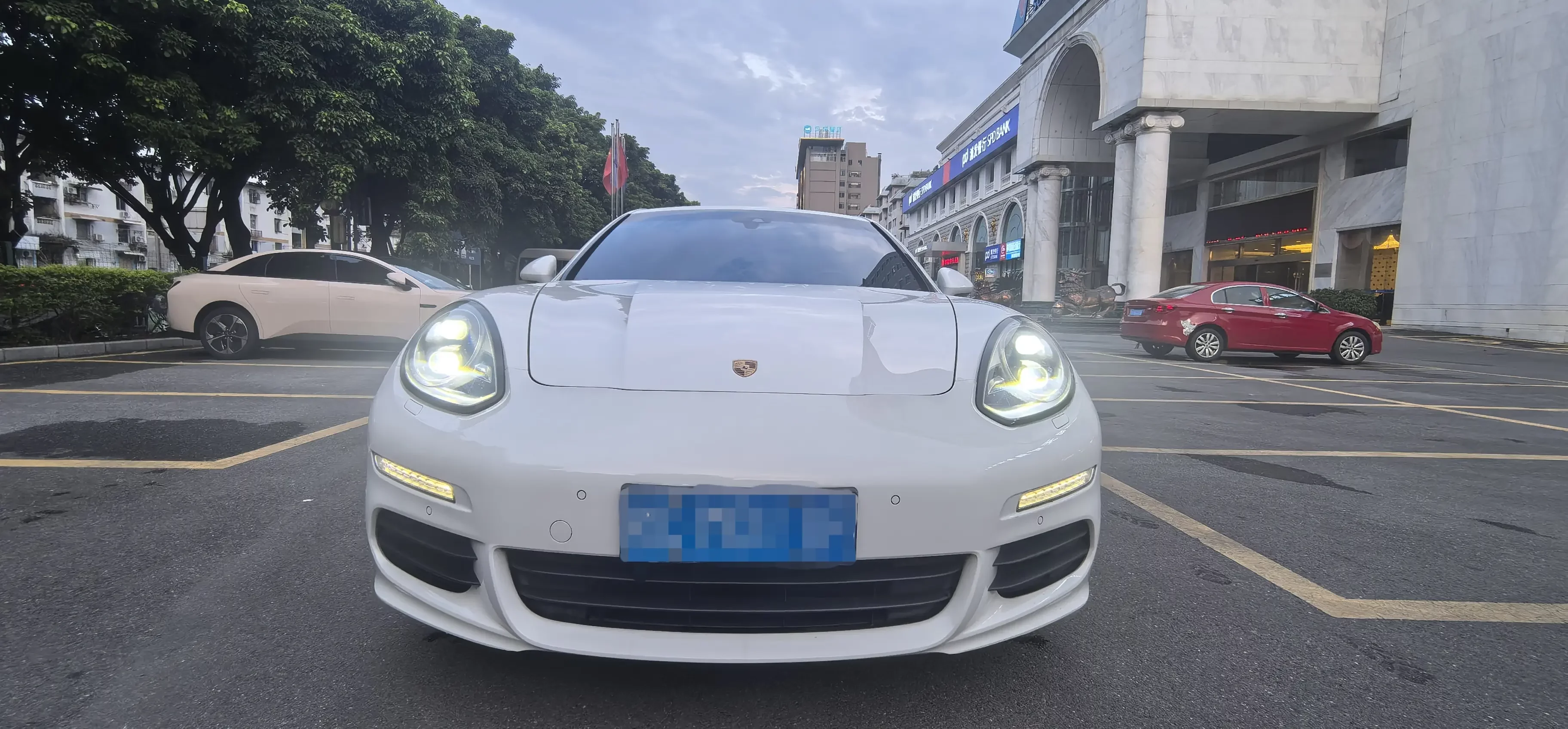 Porsche Panamera