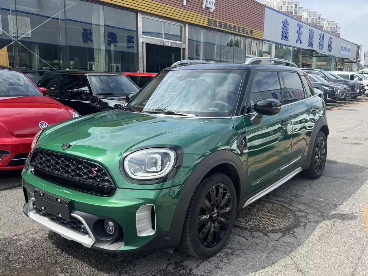 MINI COUNTRYMAN