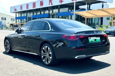 Mercedes-Benz E-Class PHEV