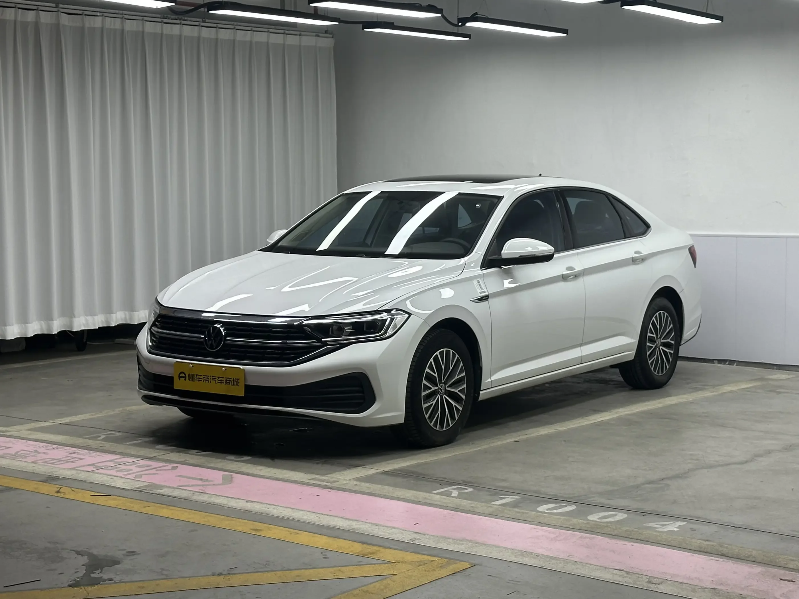 Volkswagen Sagitar