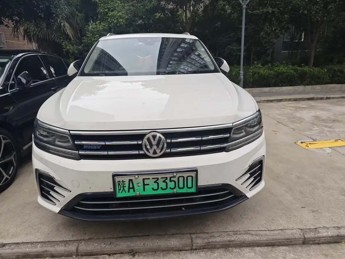 Volkswagen Tiguan L PHEV