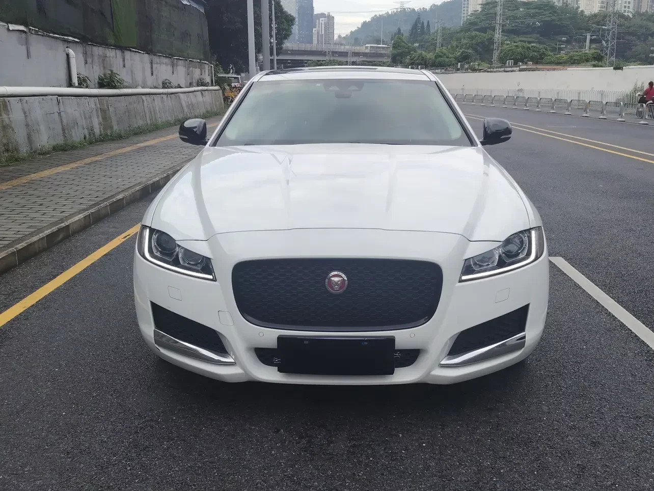 Jaguar XFL