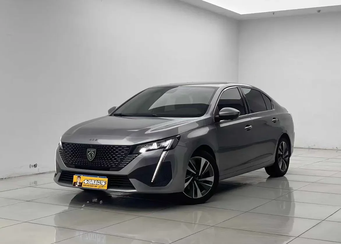 Peugeot 408