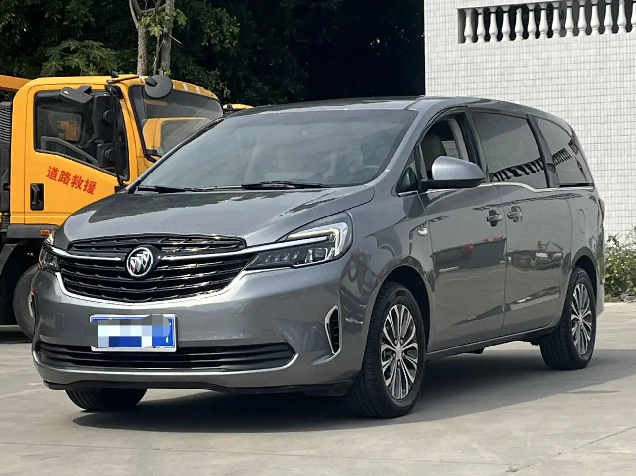 Buick GL8