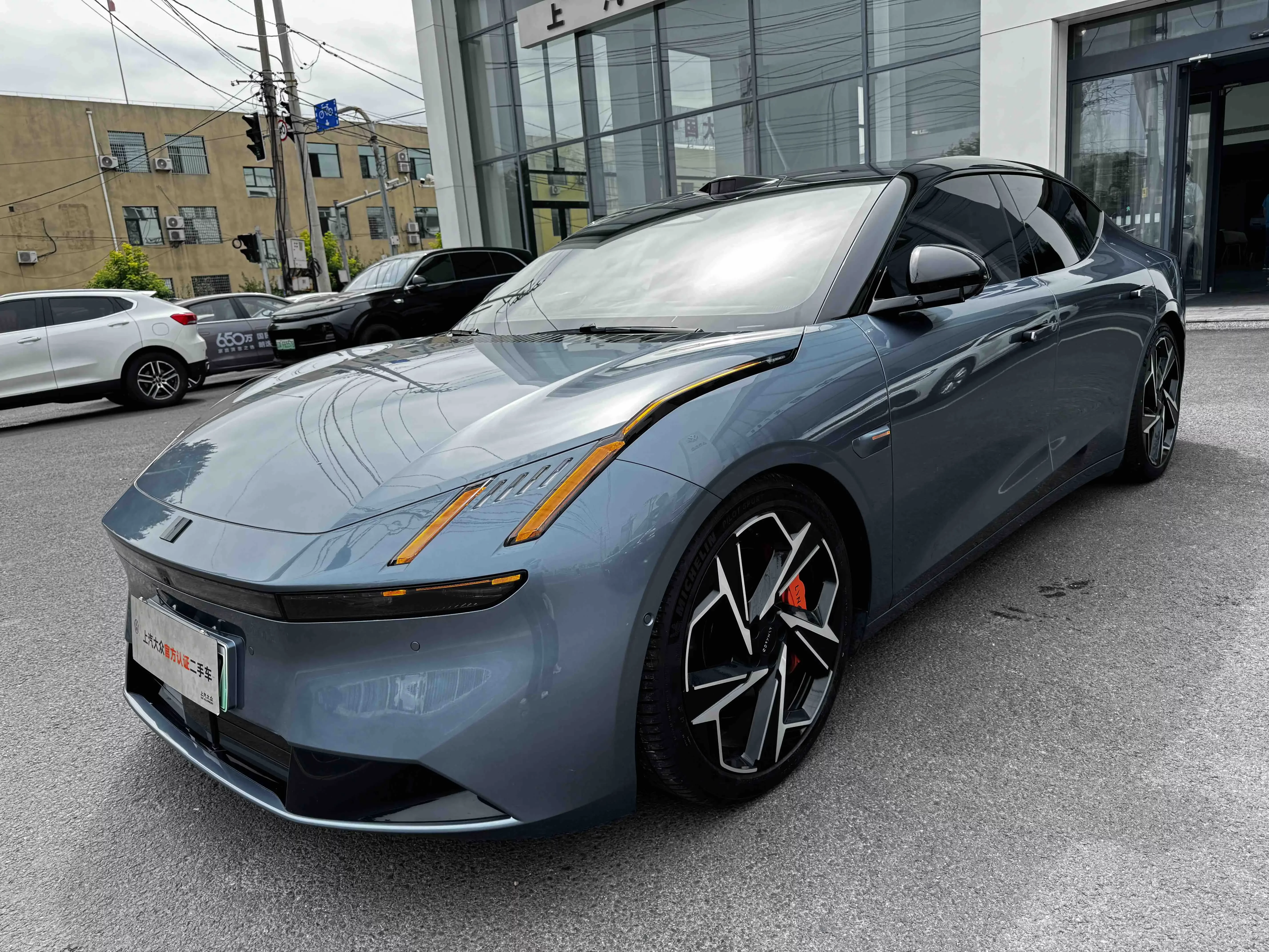 Lynk & Co Z10