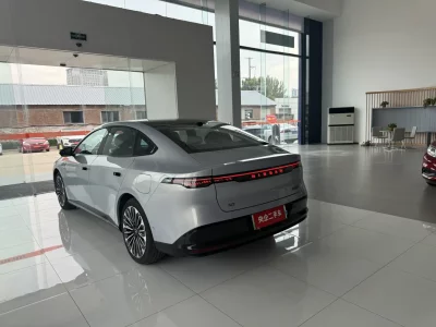 Nissan N7