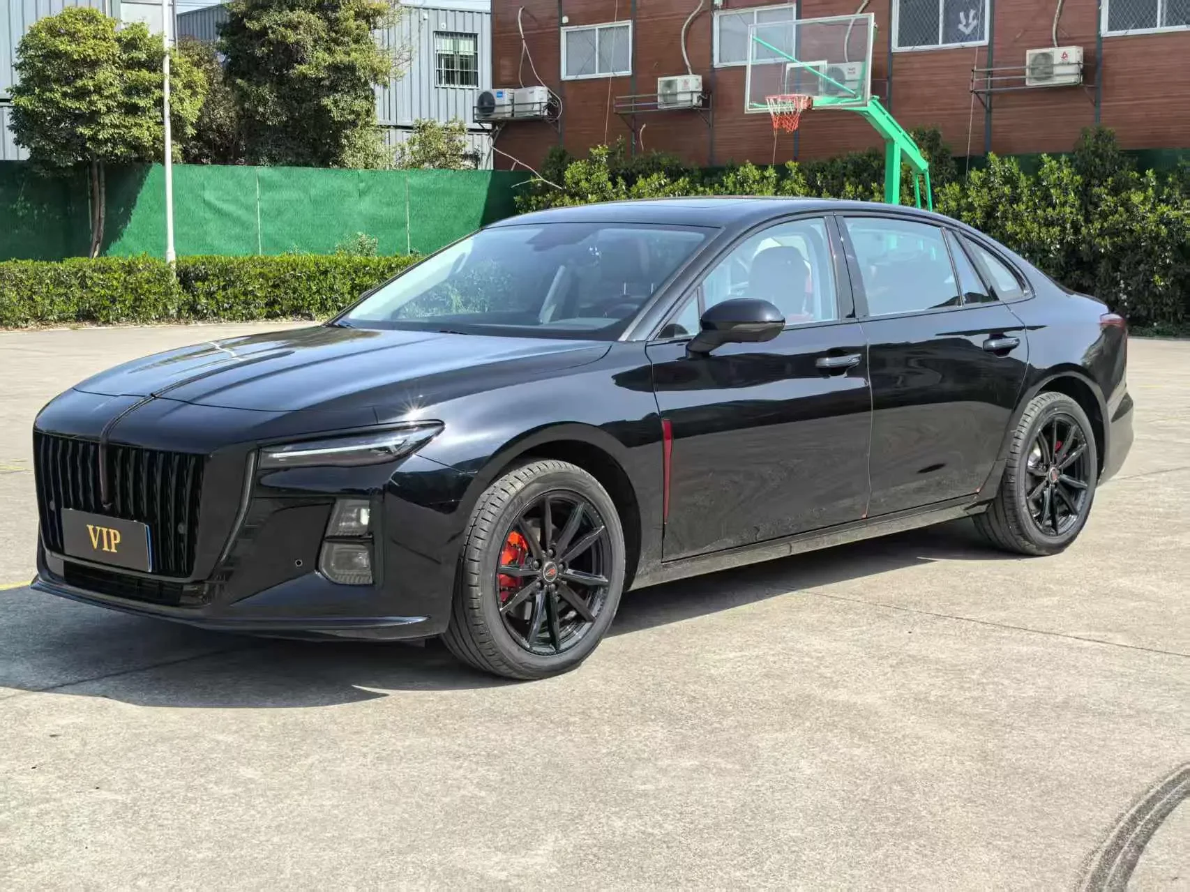 Hongqi H5