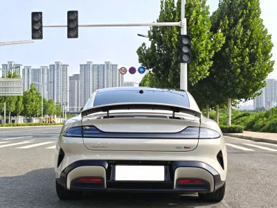 Xiaomi SU7