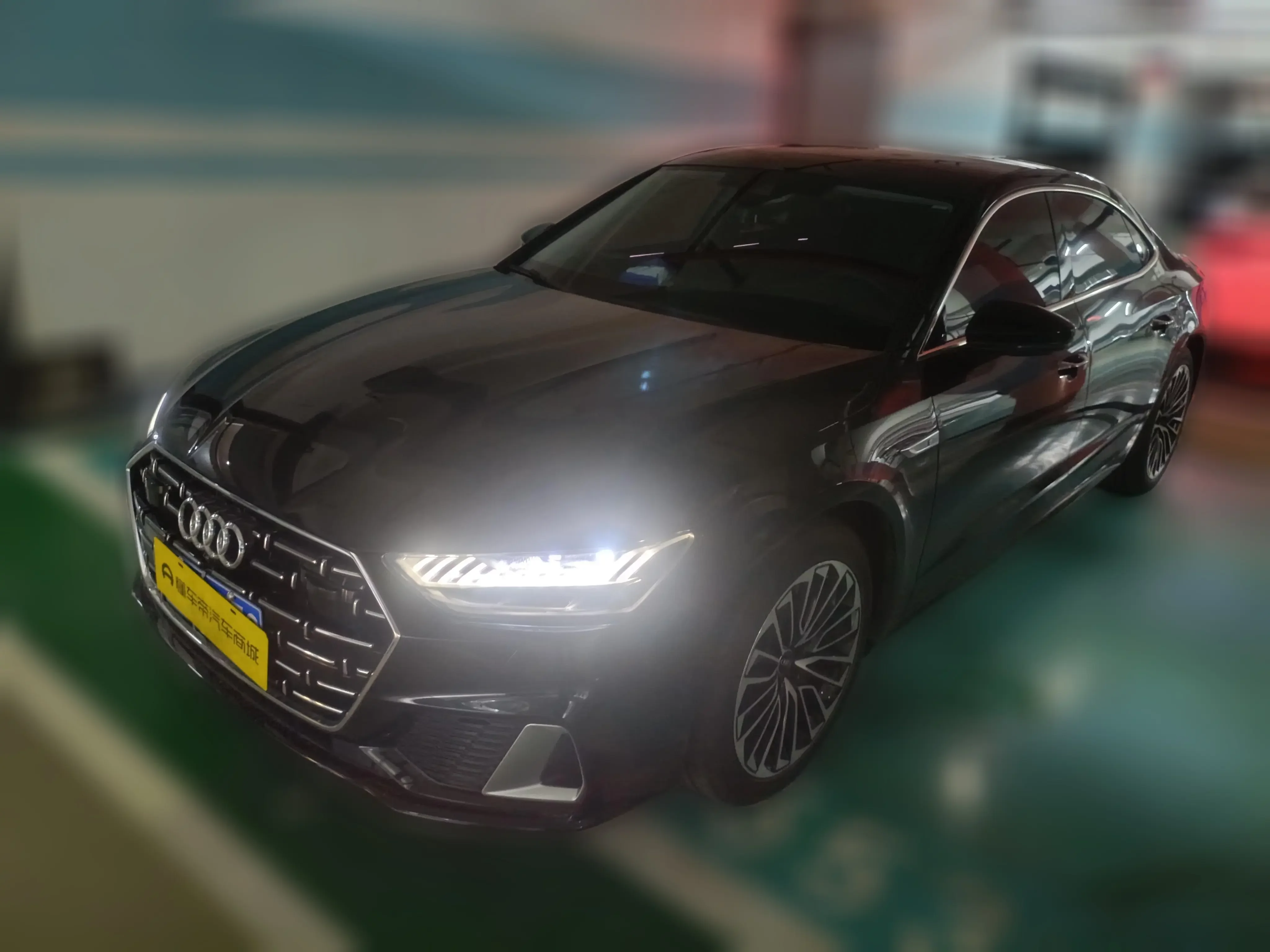 Audi A7L