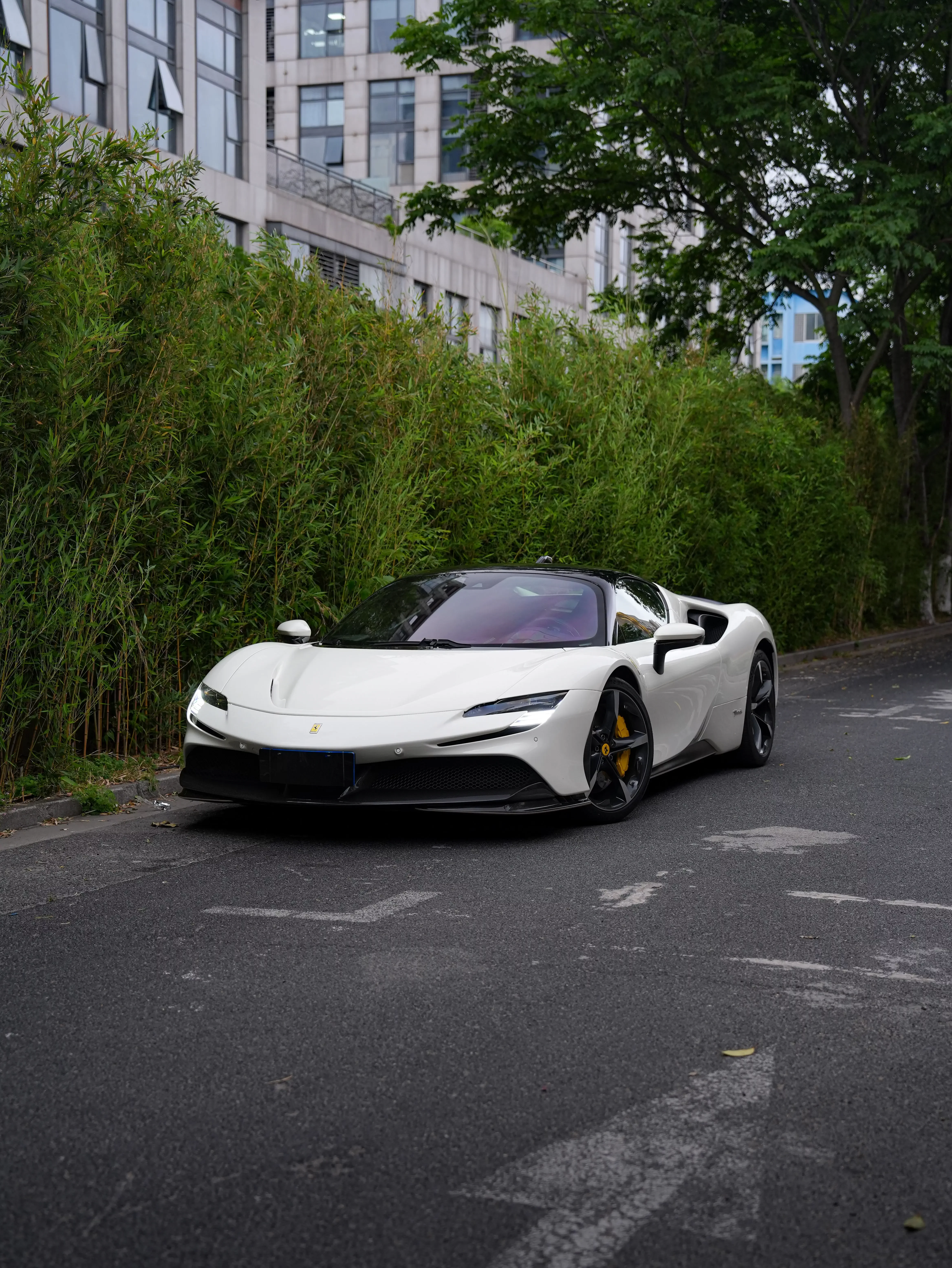 Ferrari SF90
