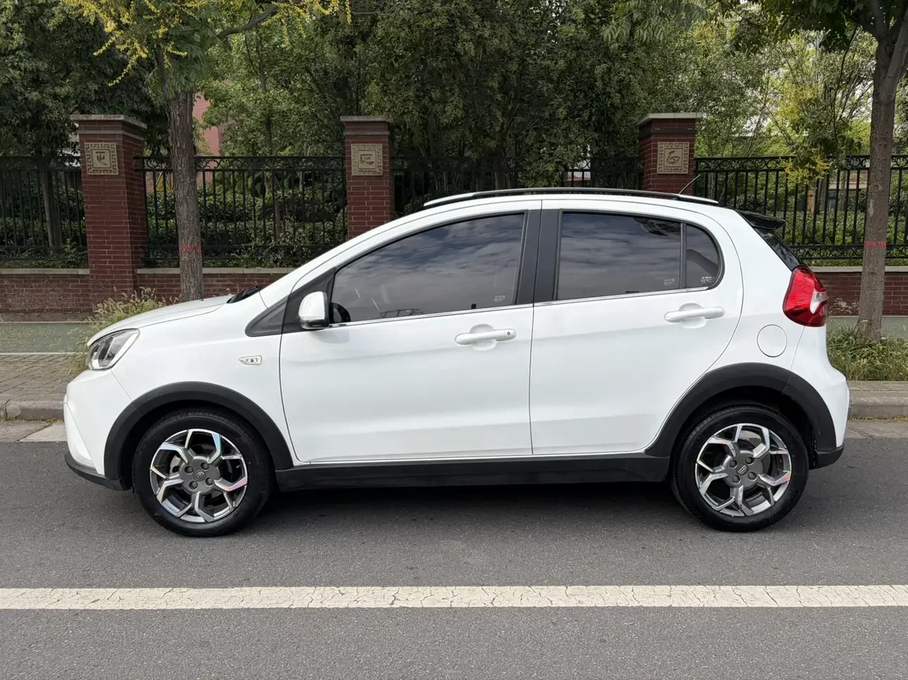 Geely Vision X1