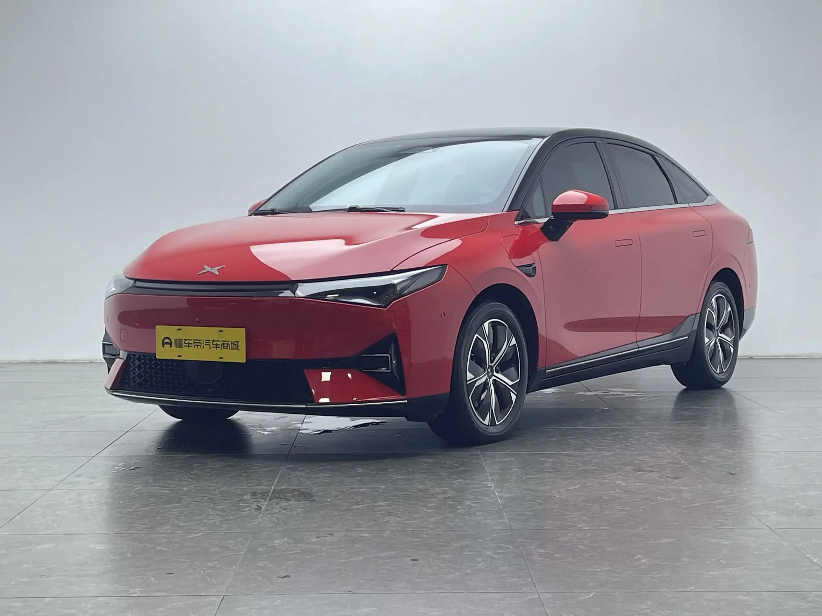 XPeng P5