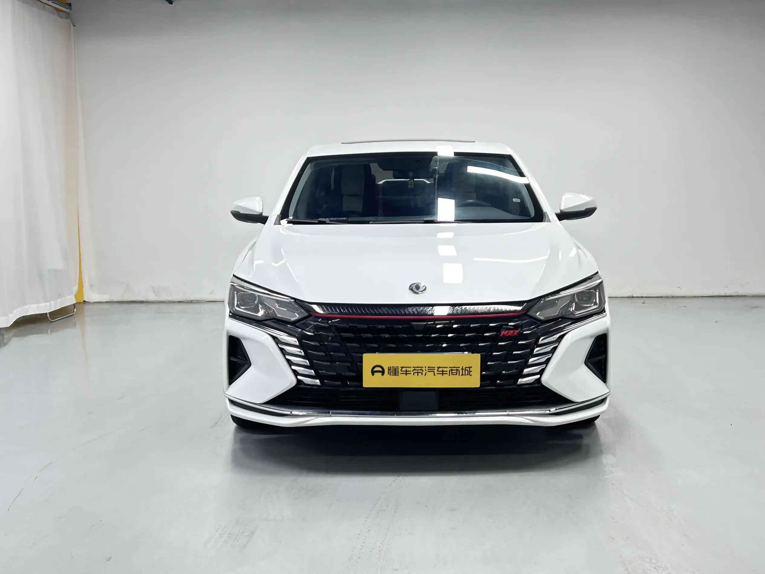 Dongfeng Yixuan MAX