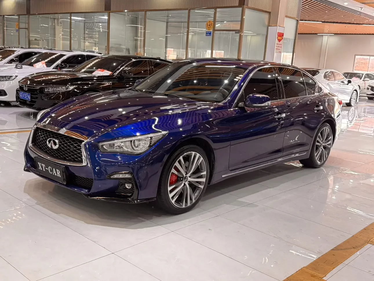 Infiniti Q50L