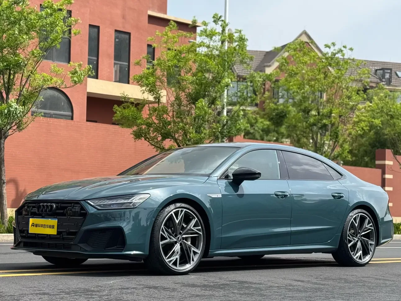 Audi A7L