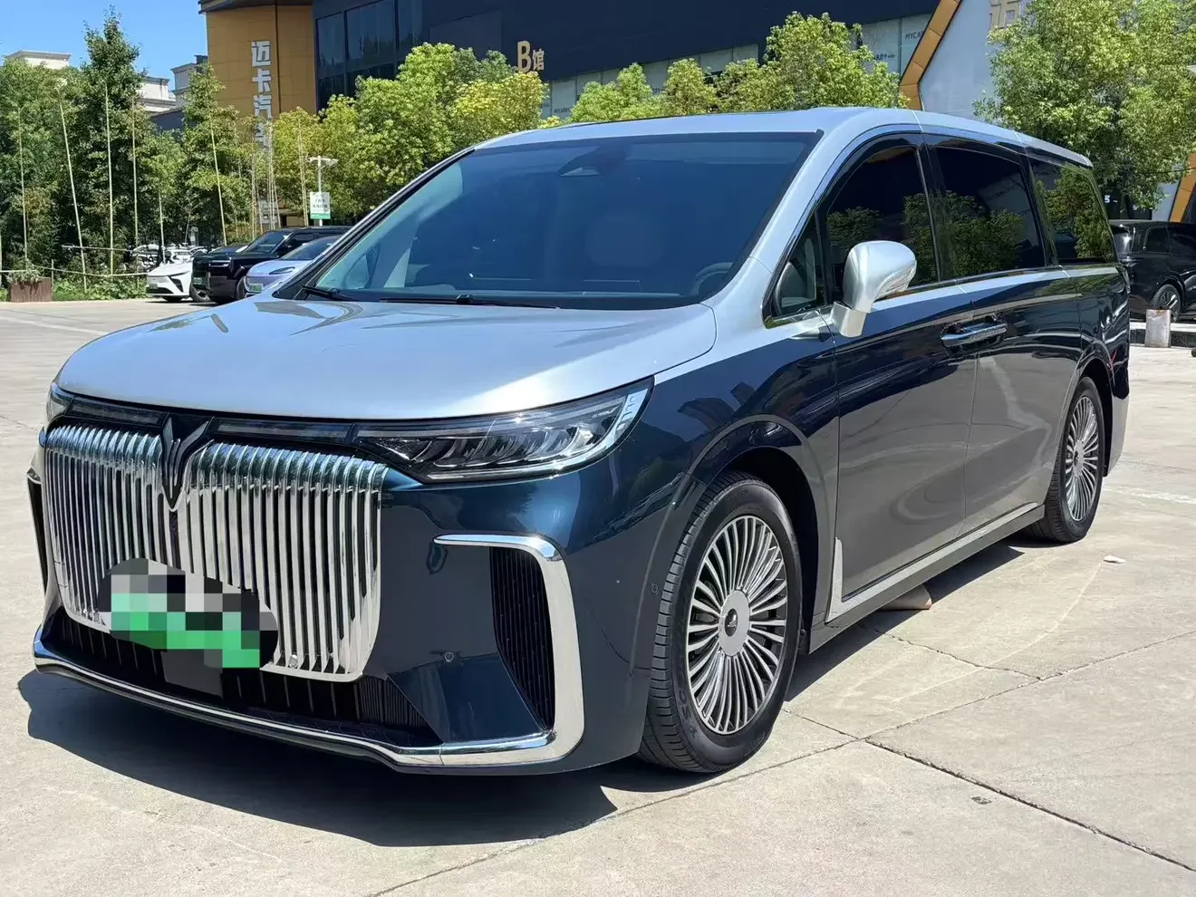 Voyah Lantu Dreamer PHEV