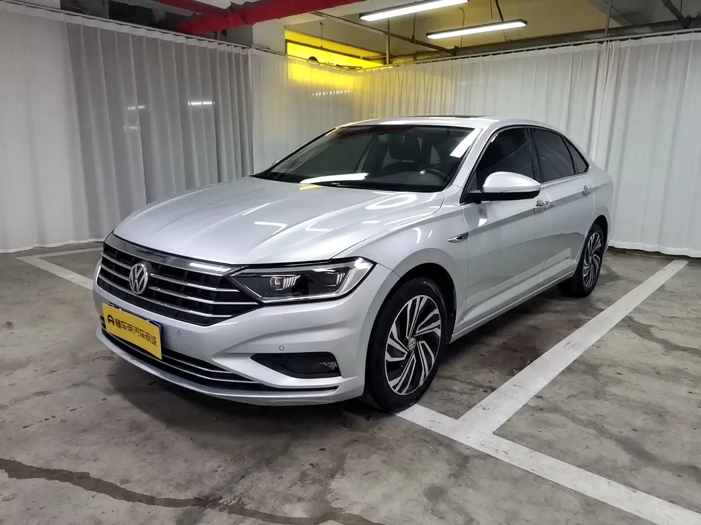 Volkswagen Sagitar