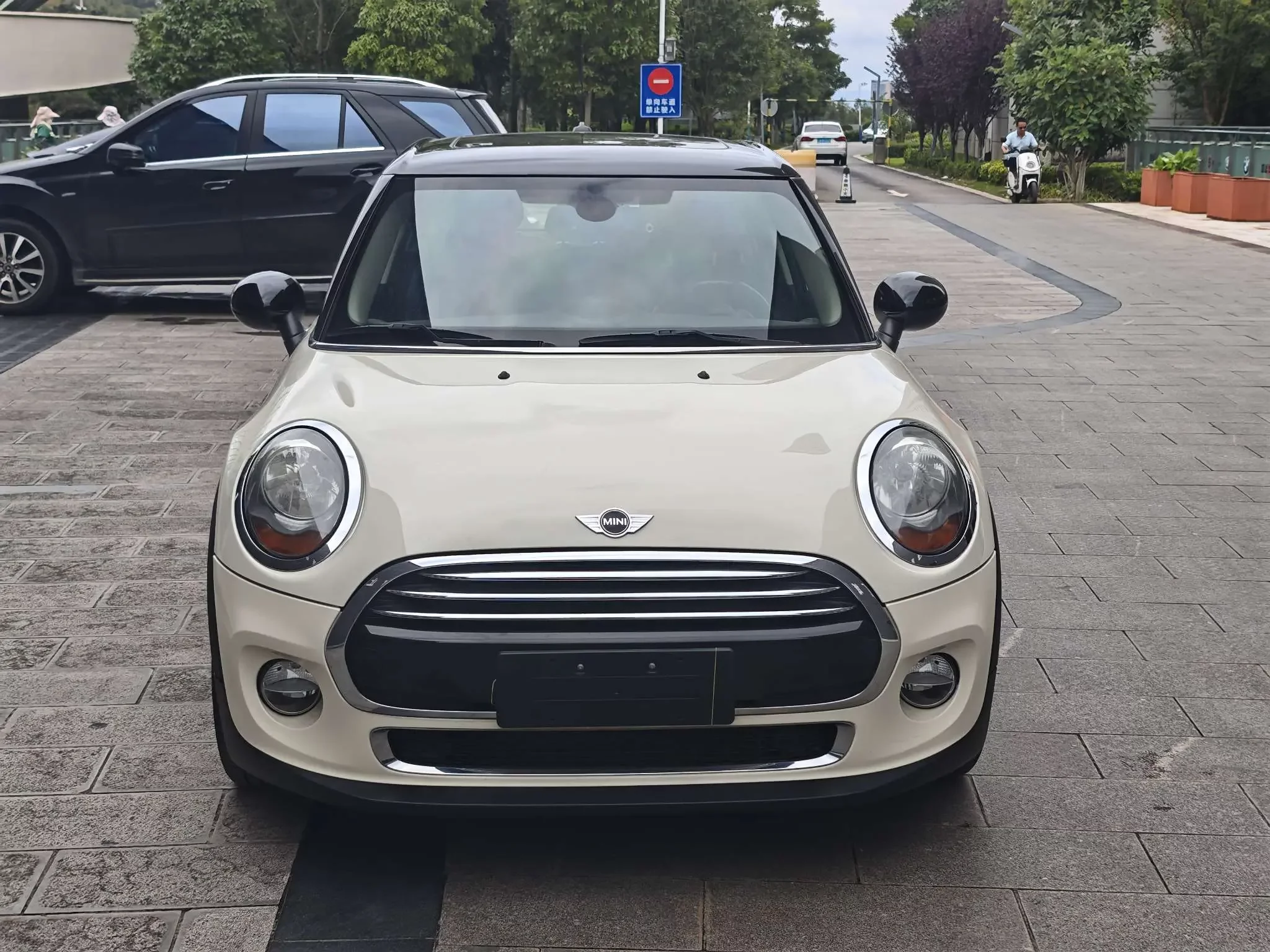 MINI MINI