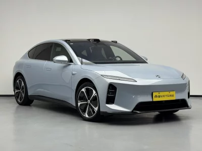 NIO ET5
