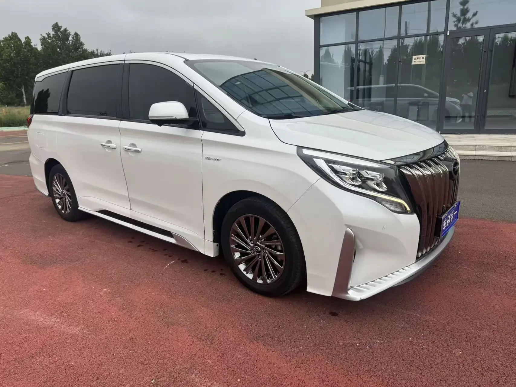 GAC Trumpchi M8