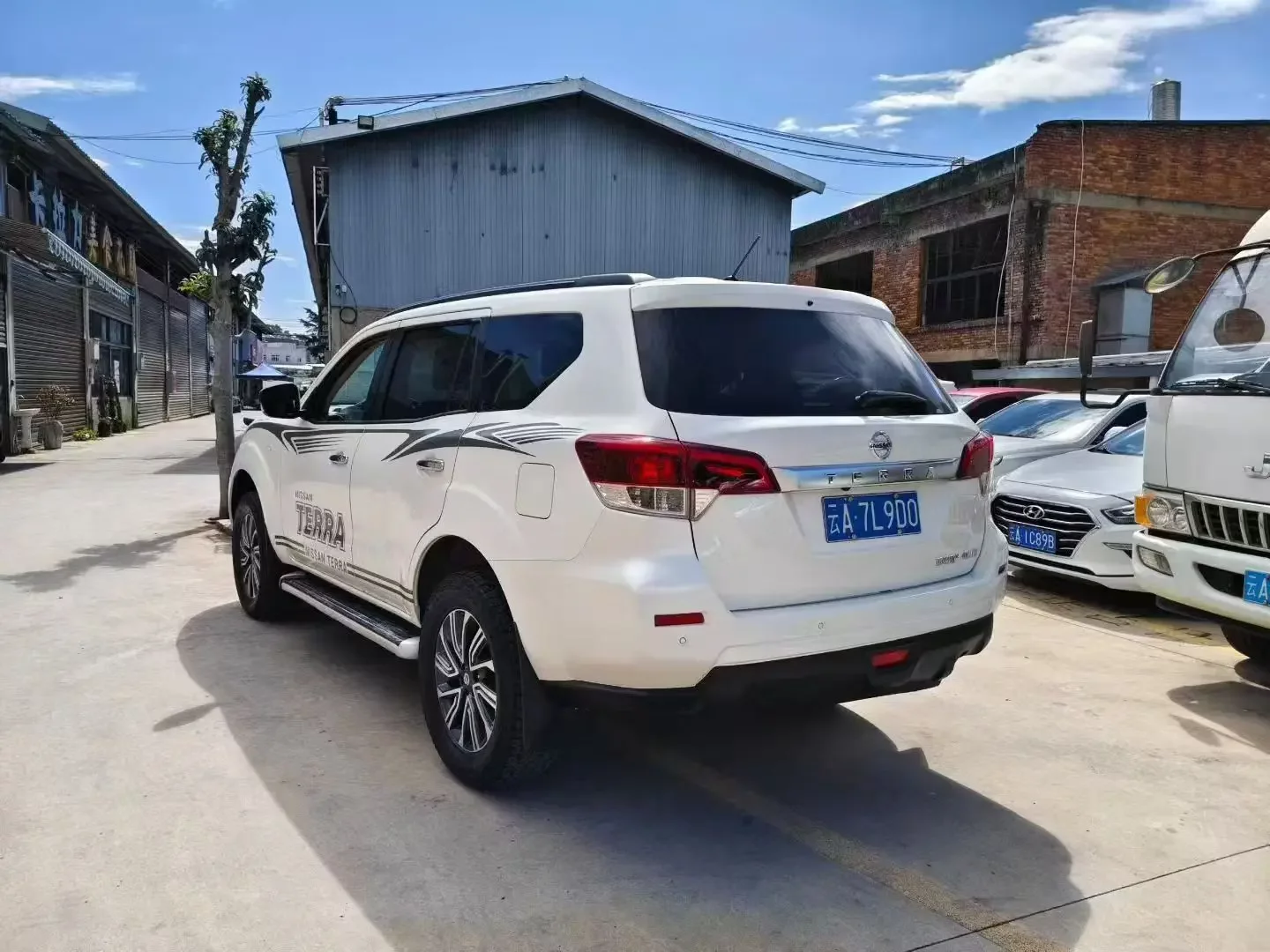 Nissan Tuda