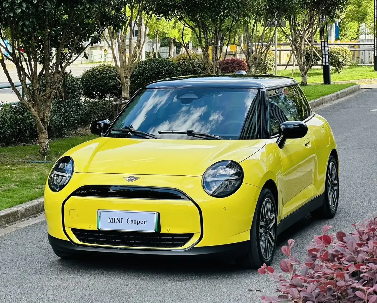 MINI ELECTRIC MINI COOPER