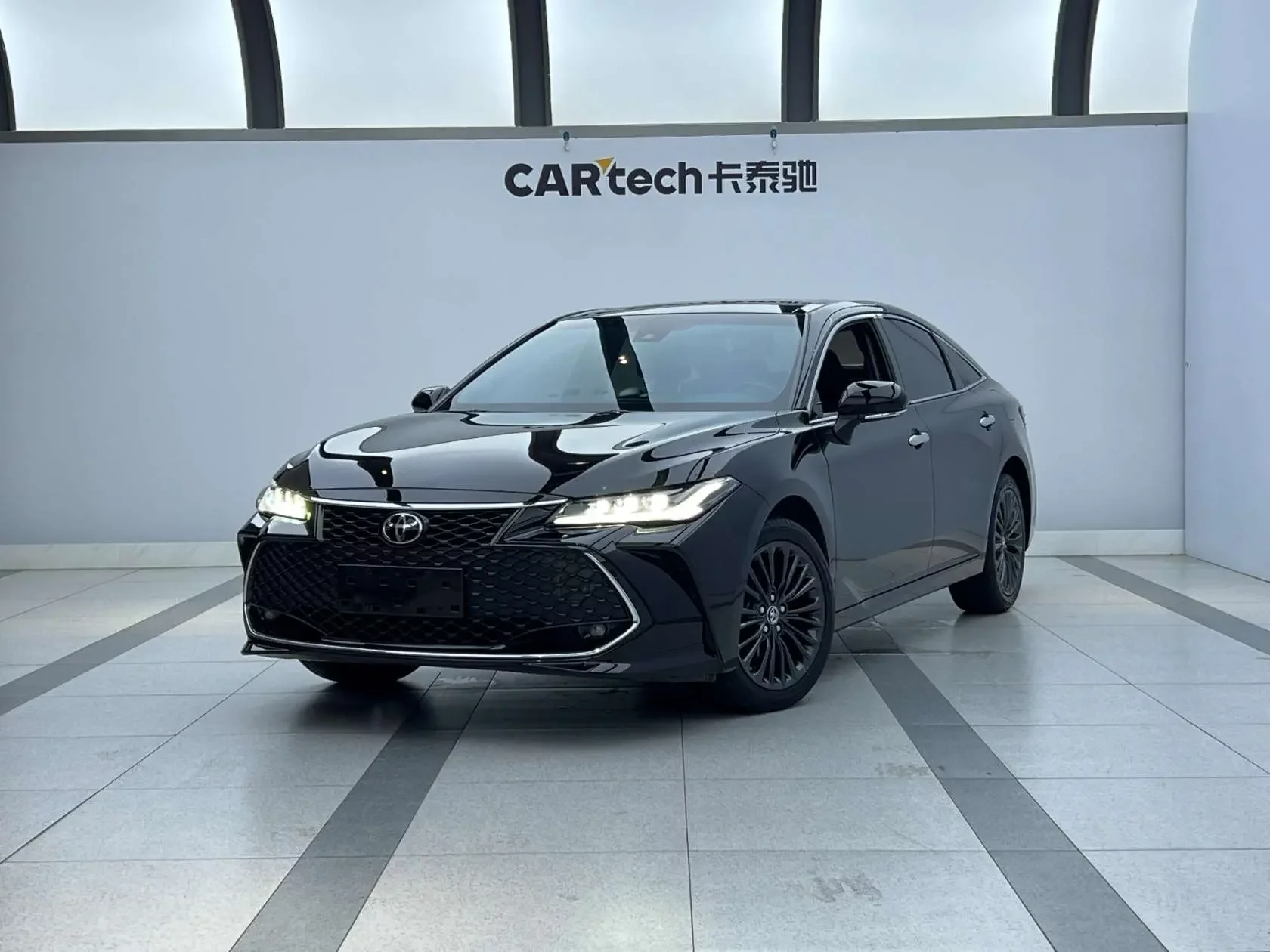 TOYOTA AVALON
