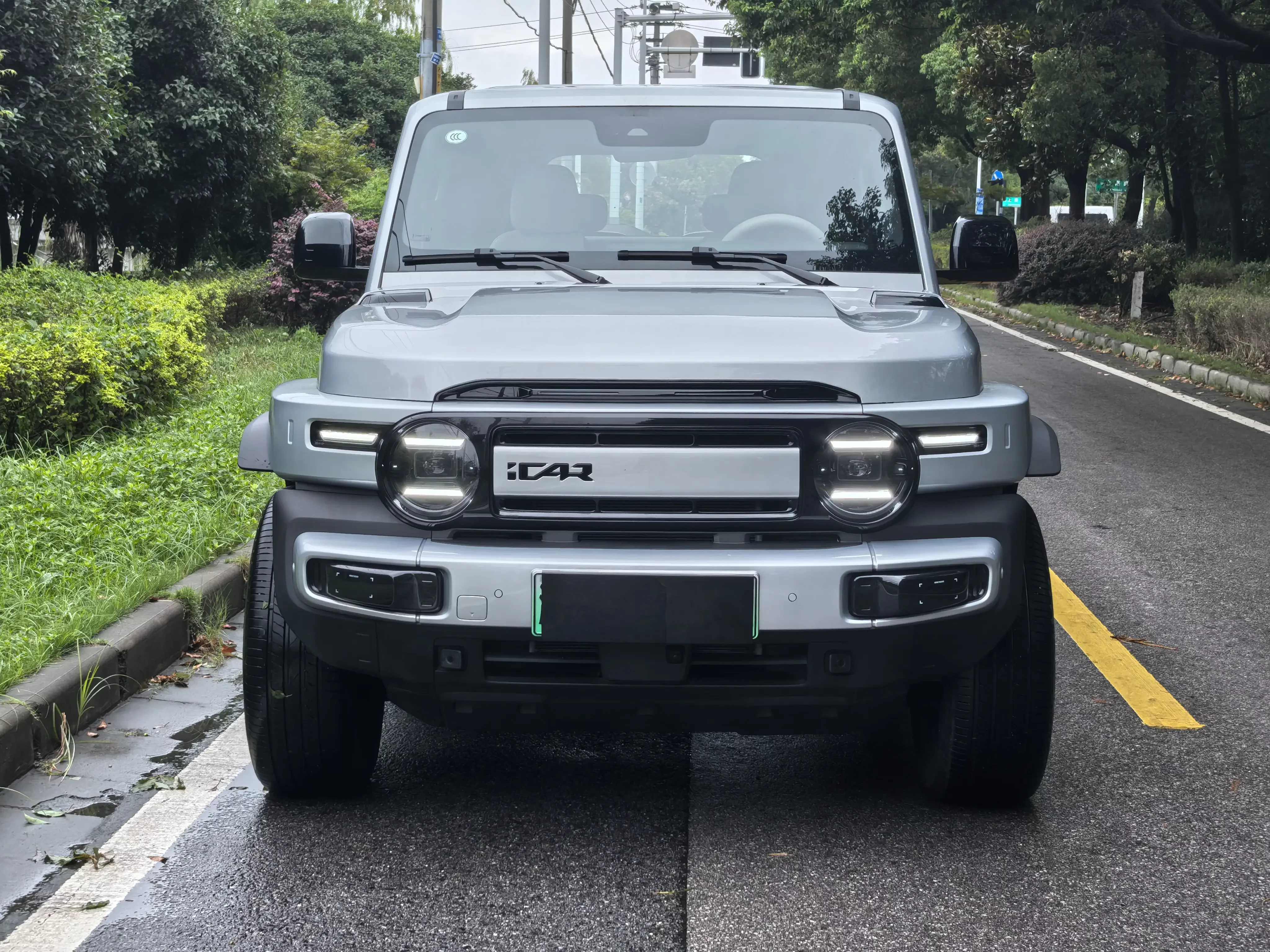 iCAR Super V23