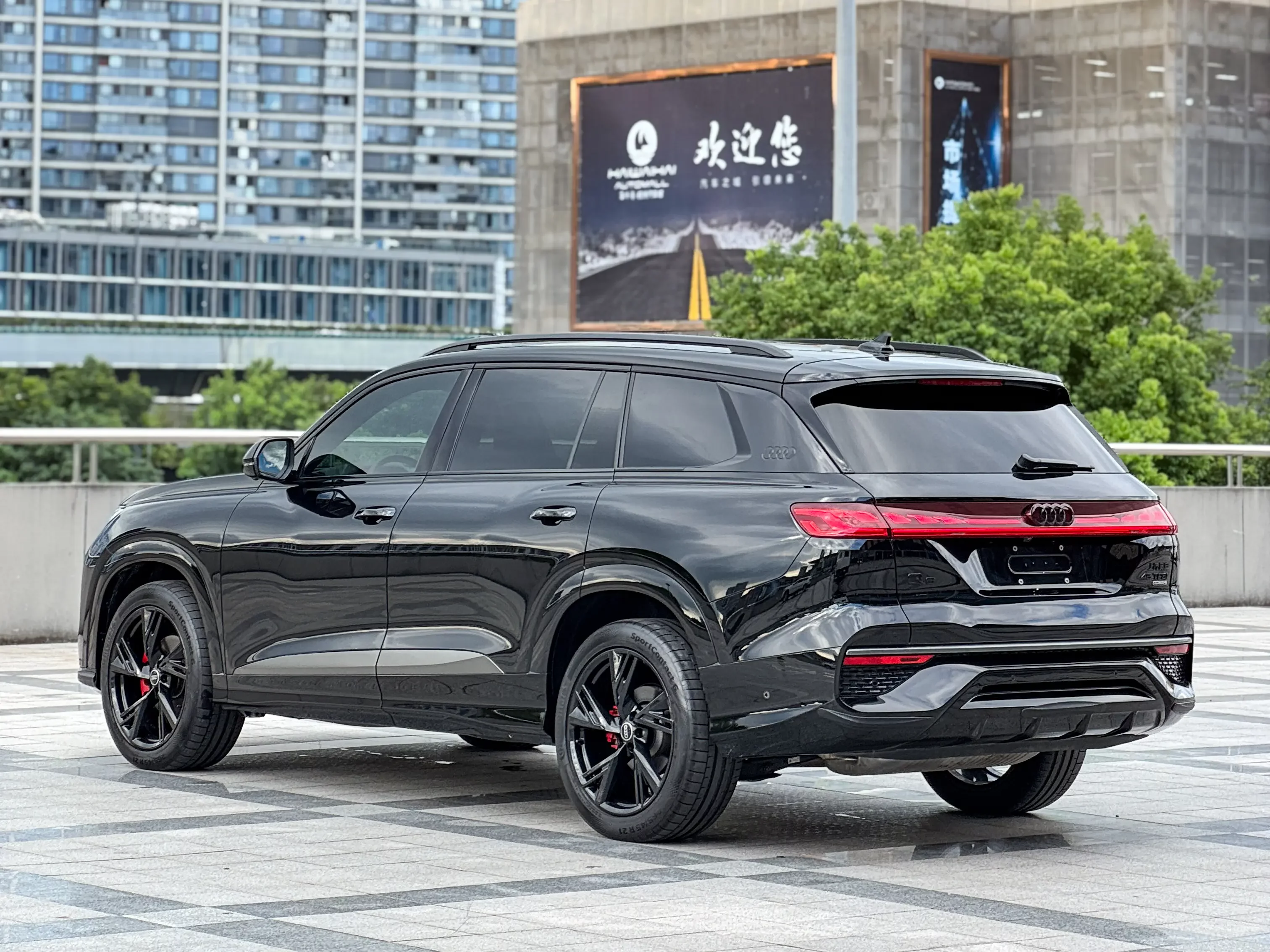 Audi Q6