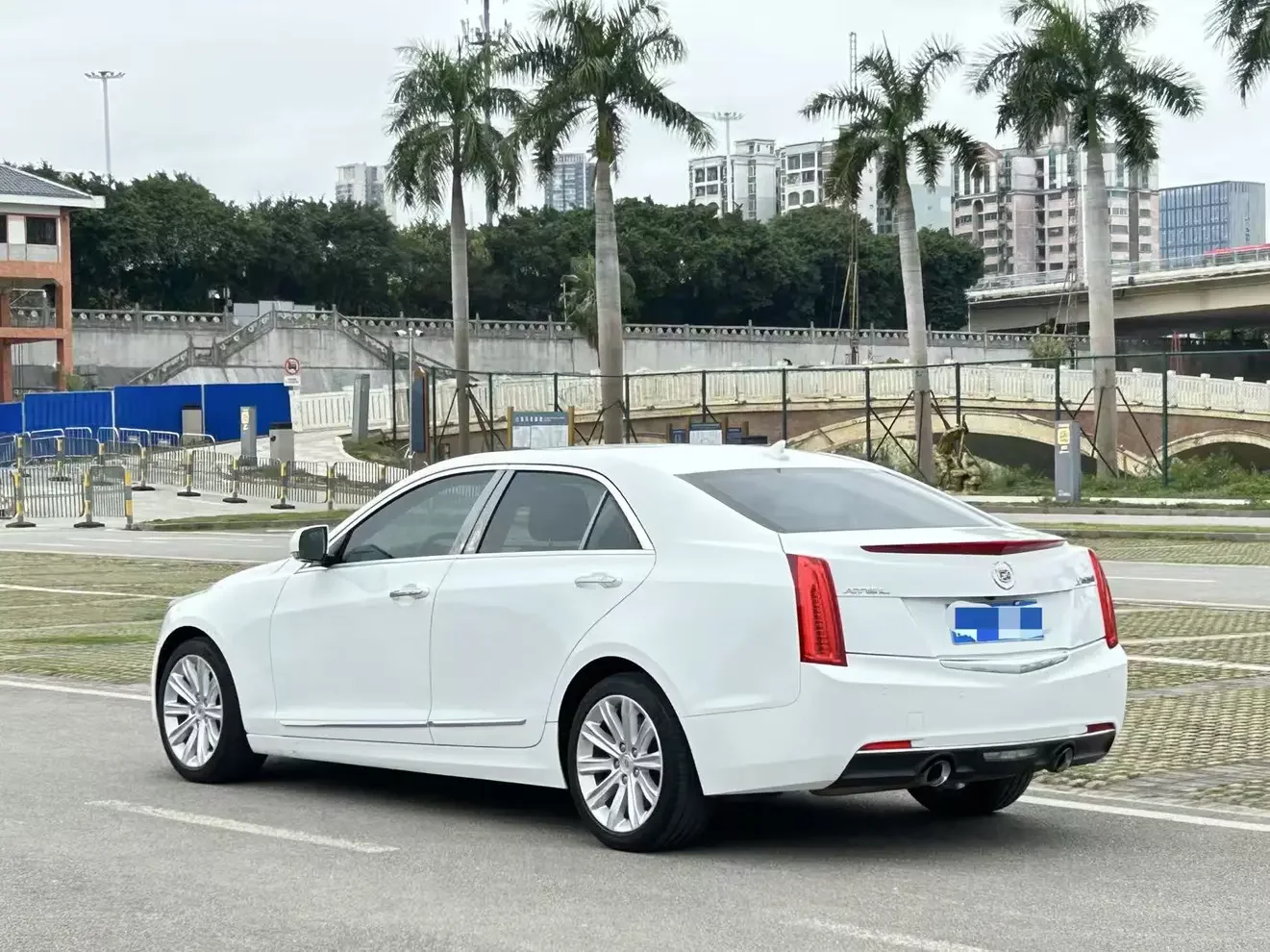 Cadillac ATS-L