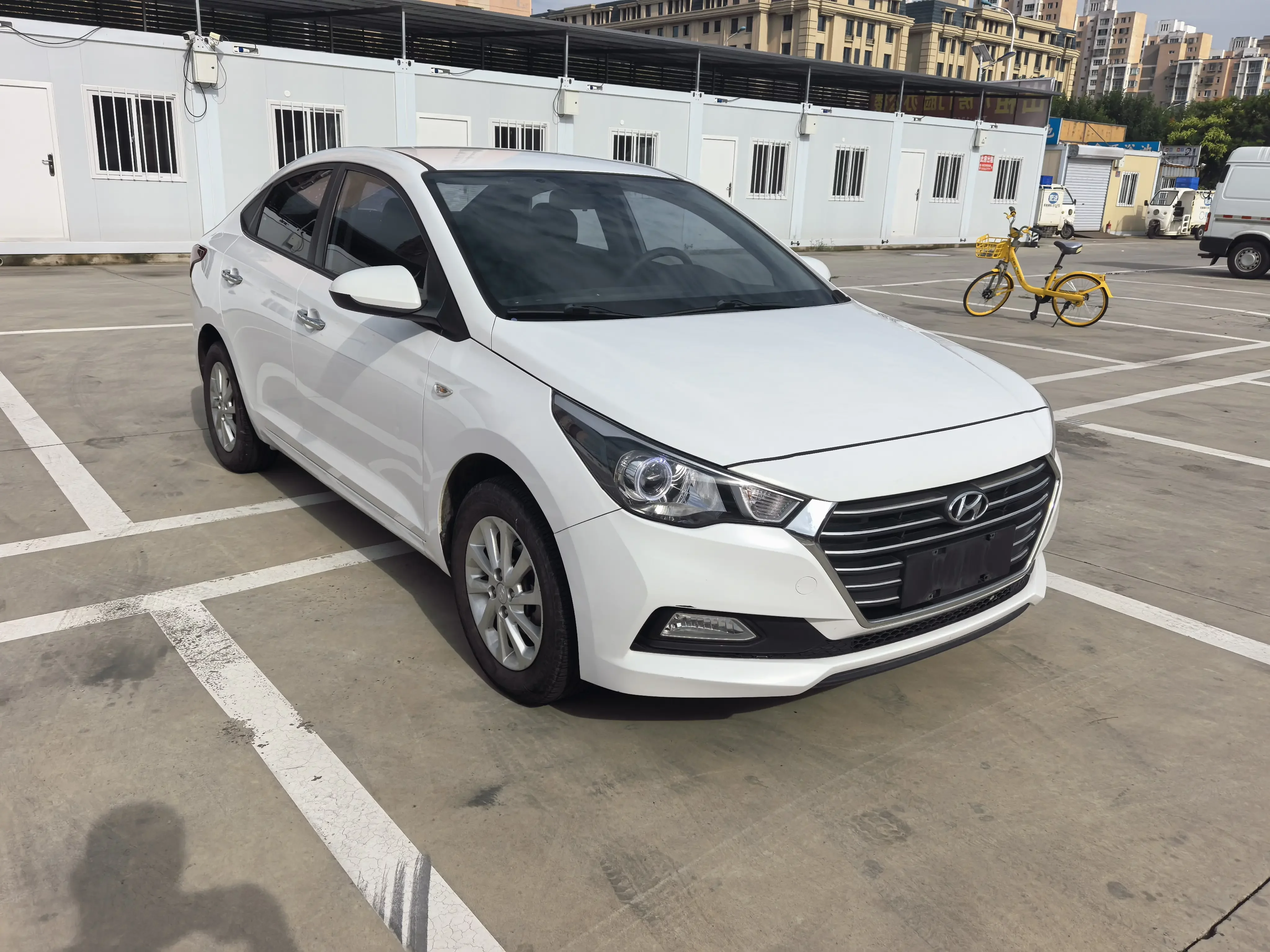 Hyundai Accept
