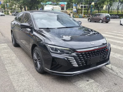 Dongfeng Yixuan MAX