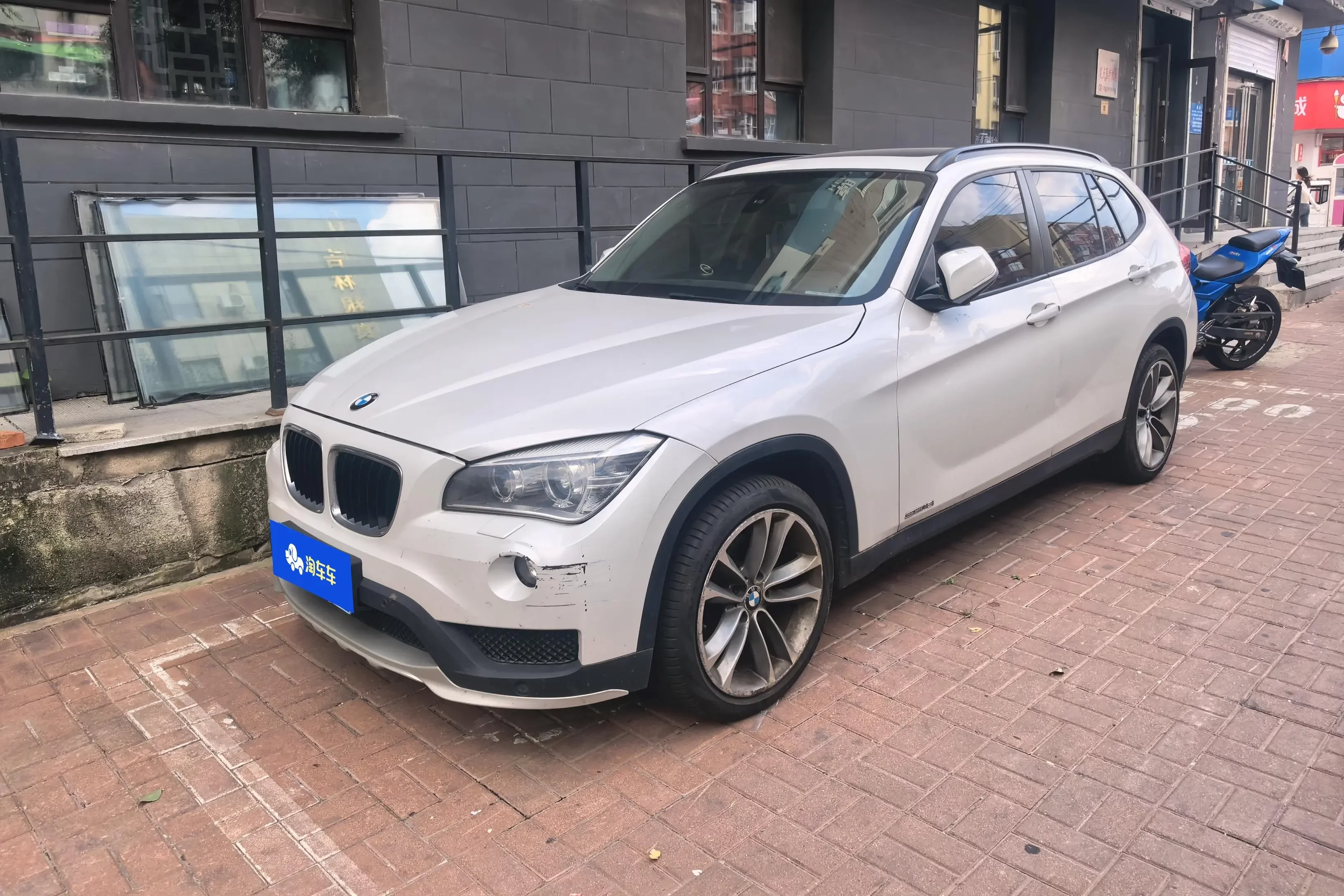 BMW X1