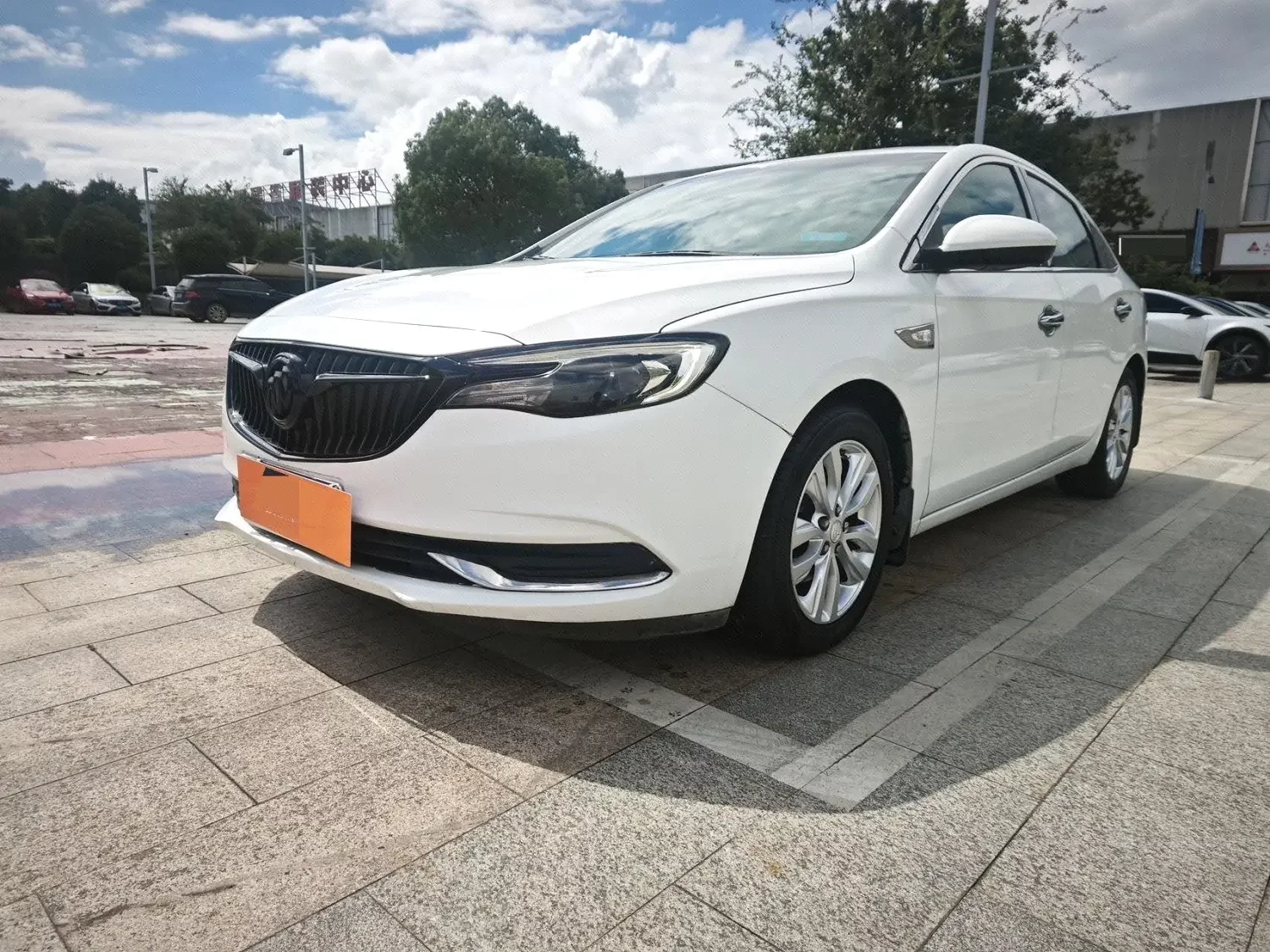 Buick Yinglang