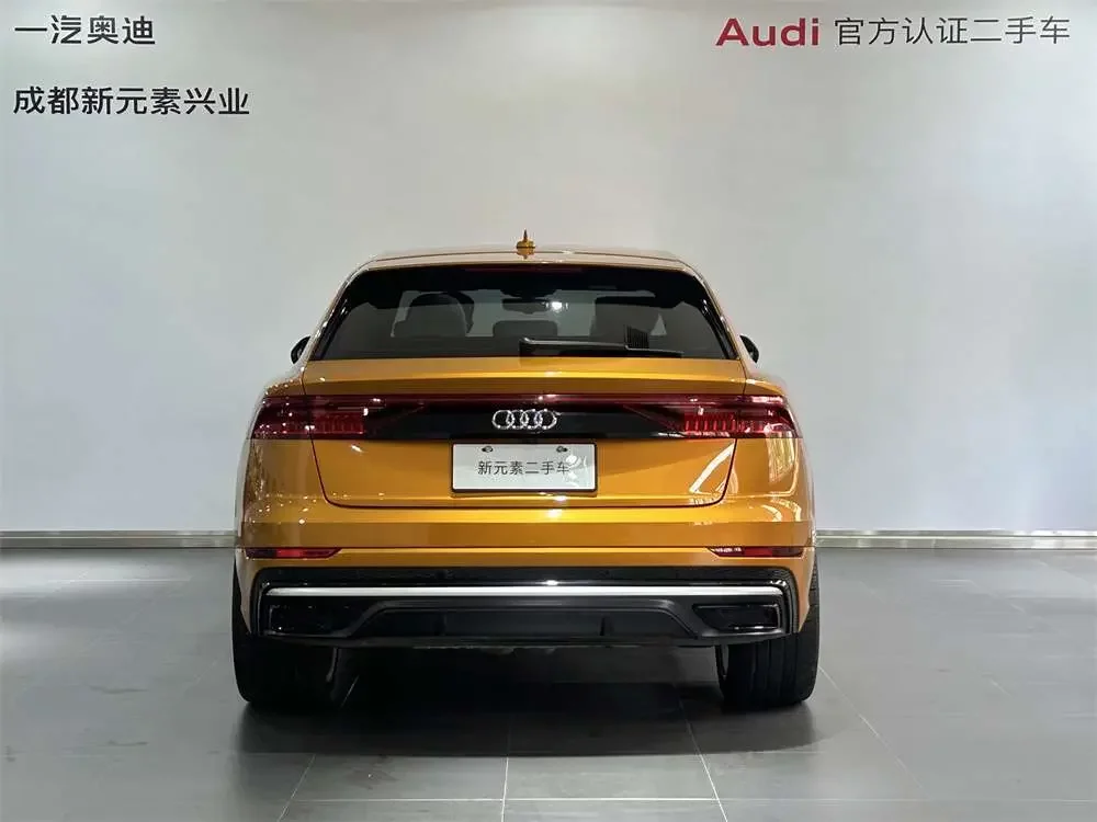 Audi Q8