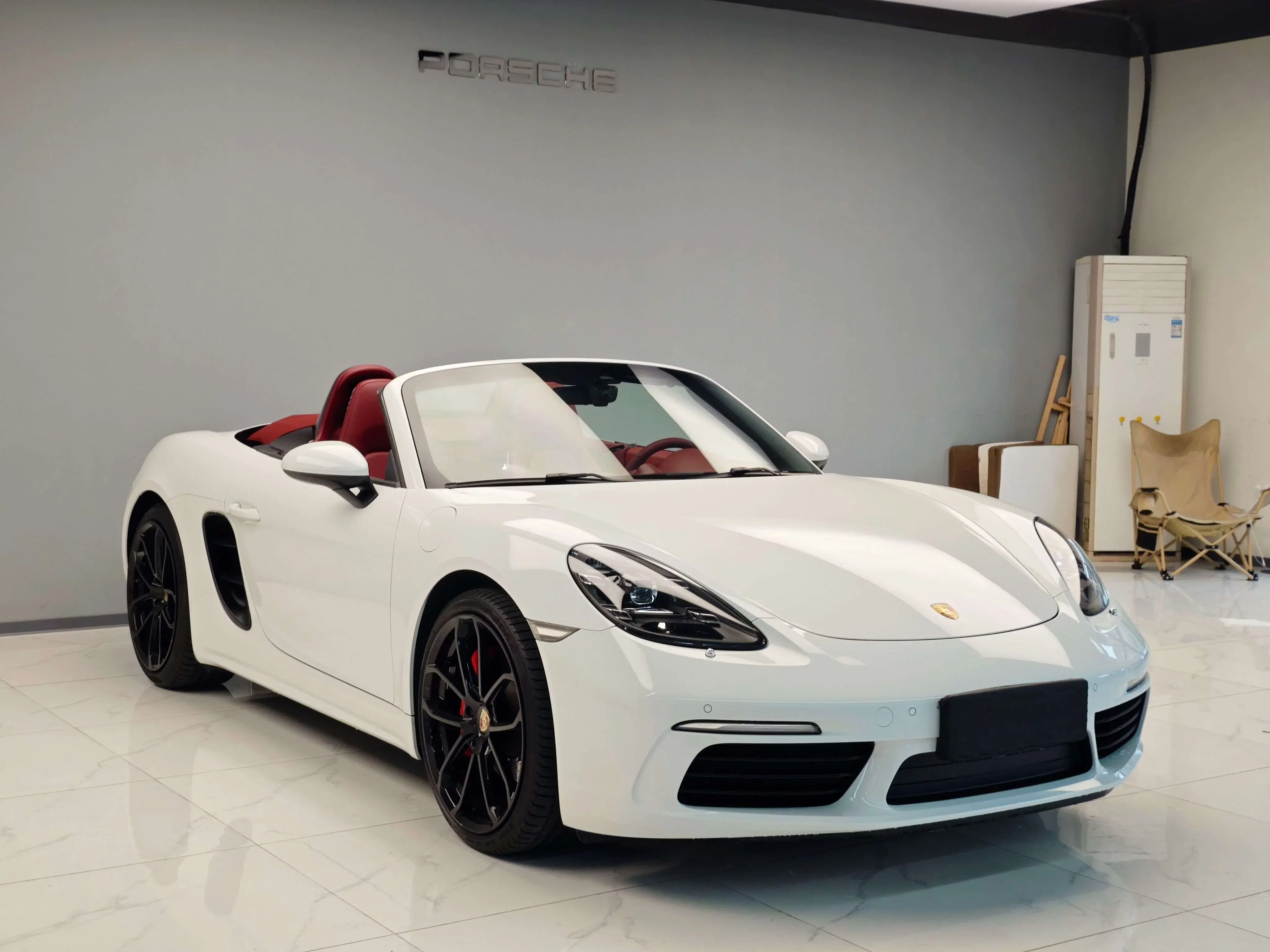 Porsche 718