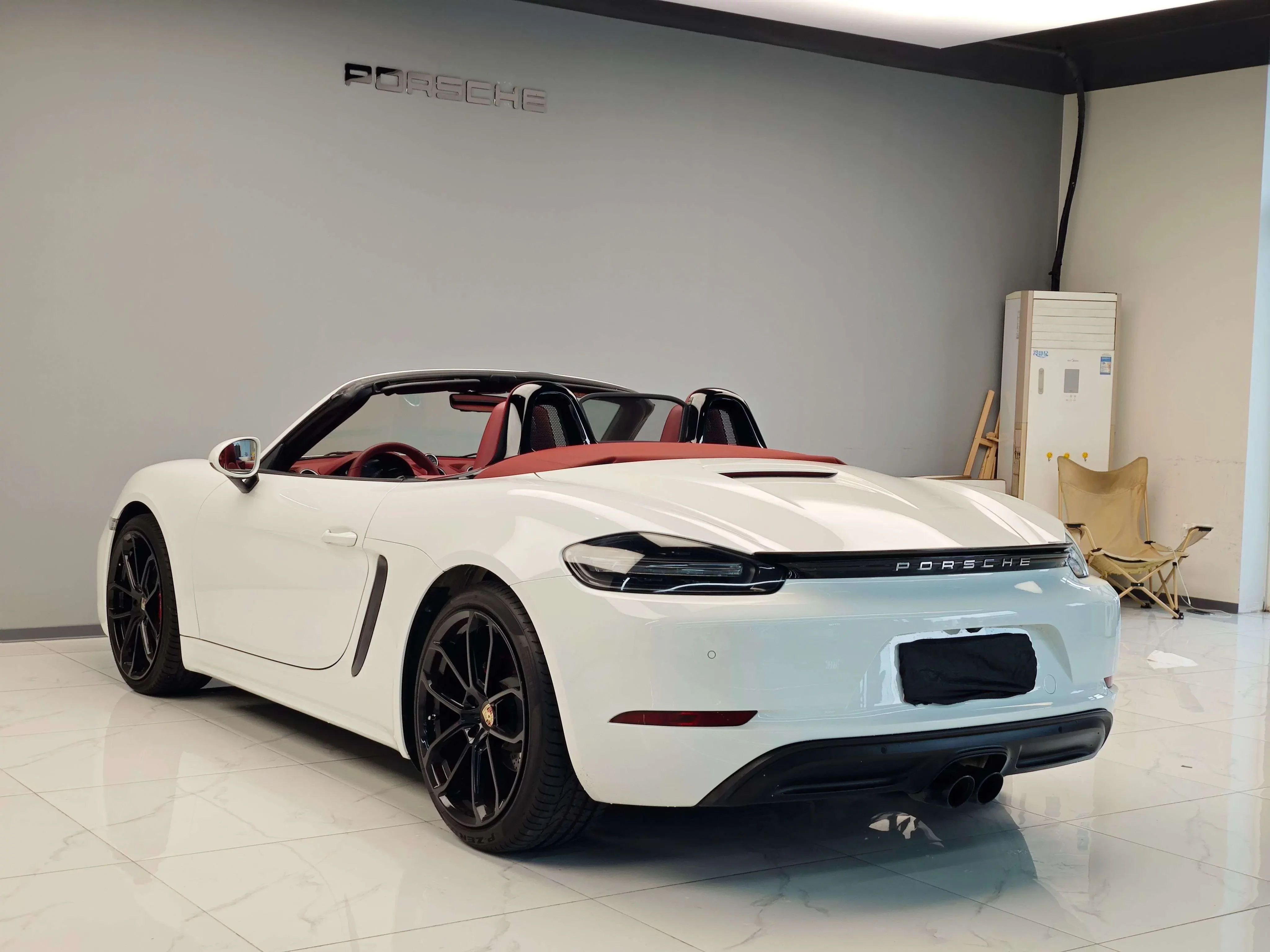 Porsche 718