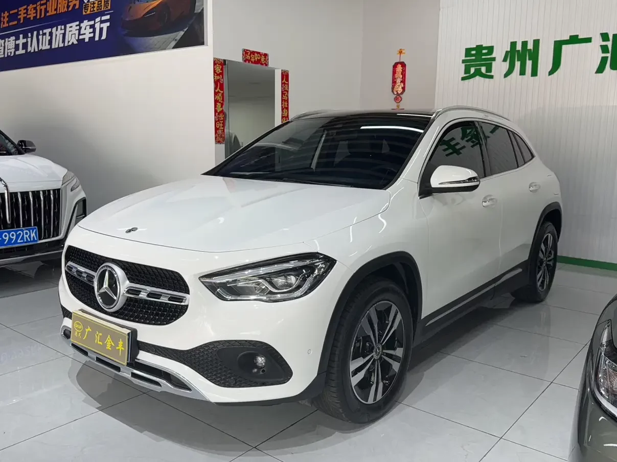 Mercedes-Benz GLA