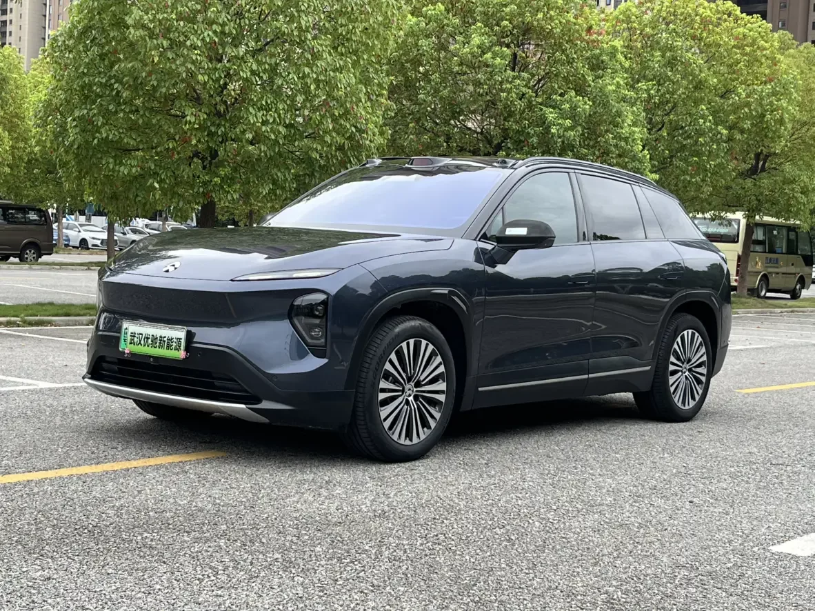 NIO ES7