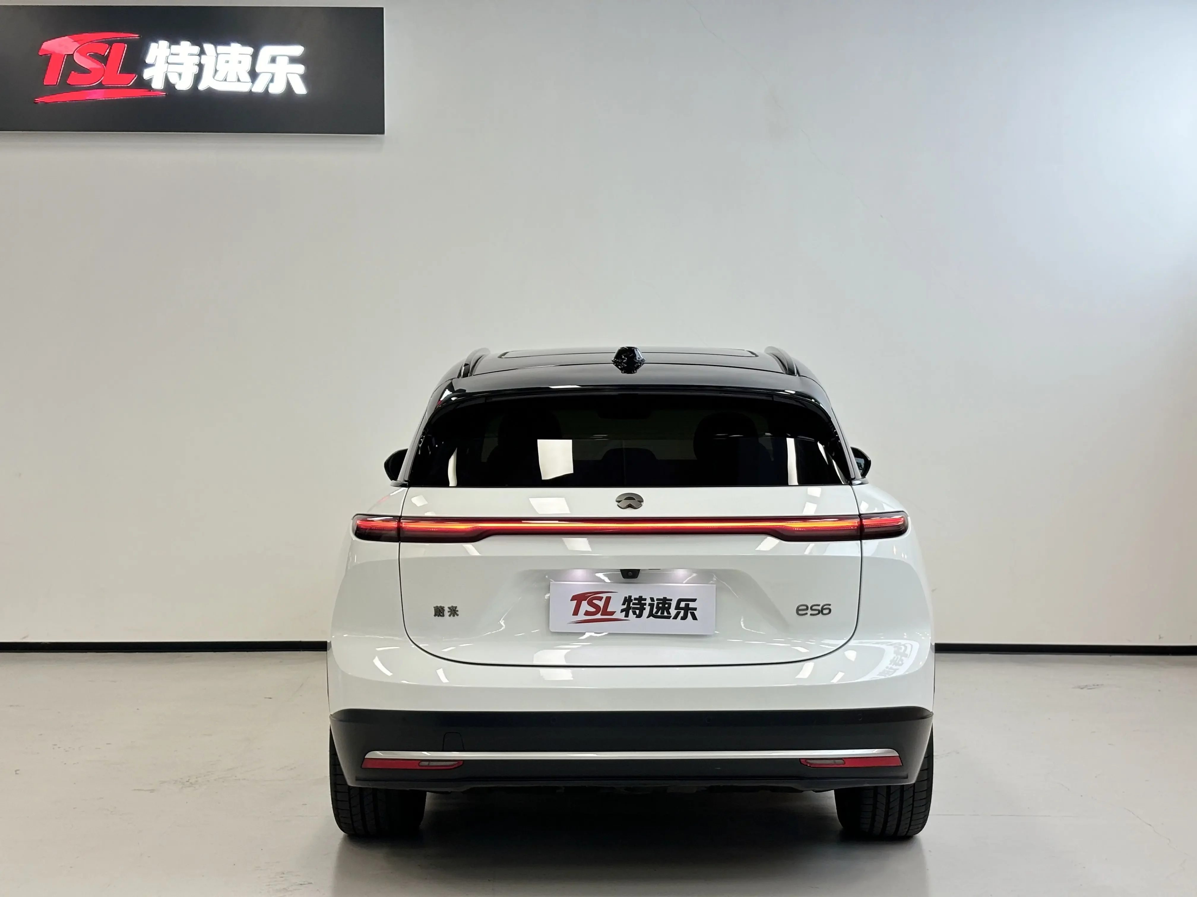 NIO ES6